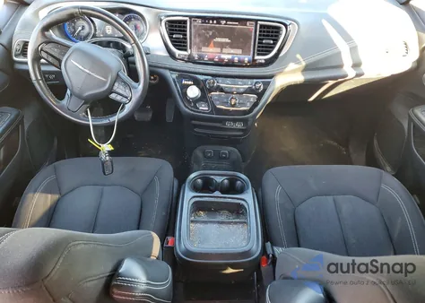 2021 Chrysler Pacifica Touring z USA, uszkodzony, nr VIN 2C4RC1FG8MR589531